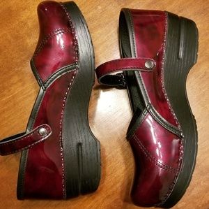 Dansko red patent Marcelle Clogs Mary Jane Mule 38